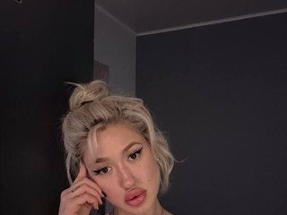 에로틱 한 영상 채팅 Ketty