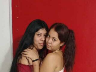 에로틱 한 영상 채팅 Keyandnaty