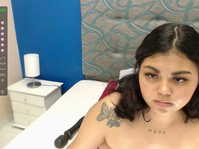 방송 스크린 샷 khloeferry