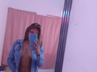 에로 화상 채팅 Kiara0324