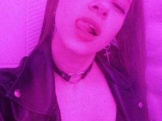 에로틱 한 영상 채팅 Kim-Rox