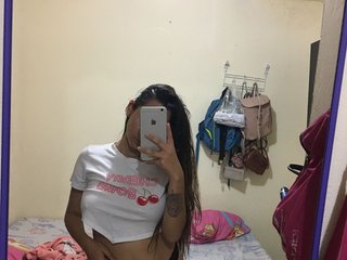 에로틱 한 영상 채팅 Kimberly_Alejandra