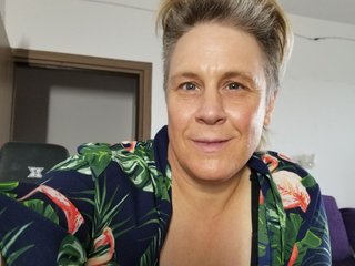 에로틱 한 영상 채팅 kinkstakinks76