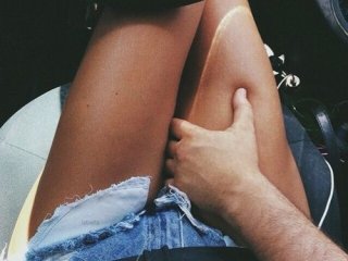 프로필 사진 KinkyKoupl