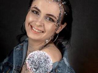 에로틱 한 영상 채팅 Kira2000arik