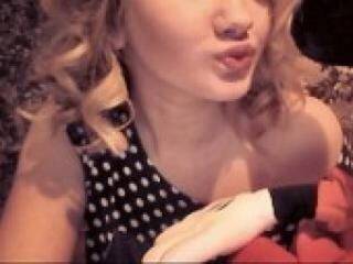 에로틱 한 영상 채팅 kiro4kalux