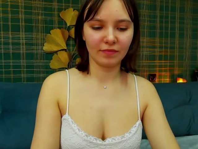 사진 KirstieMoon HI BABY I dream with you and ready for a new show