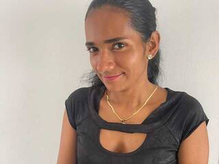 에로틱 한 영상 채팅 KirviMansur