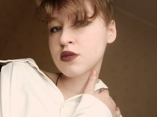 에로틱 한 영상 채팅 KisaKira