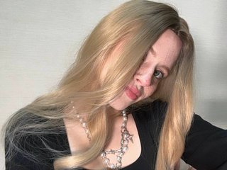 에로틱 한 영상 채팅 LizaKisses