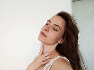 에로틱 한 영상 채팅 MilennaKiss