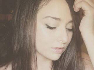 에로틱 한 영상 채팅 kittenplay69