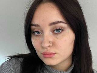 에로틱 한 영상 채팅 KittiTy