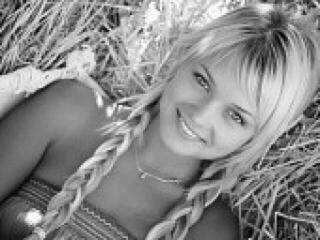 에로틱 한 영상 채팅 kkkiiisssaa