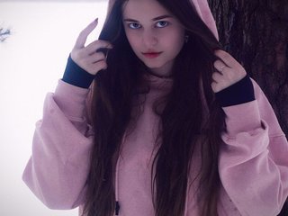 에로틱 한 영상 채팅 KlaraLi