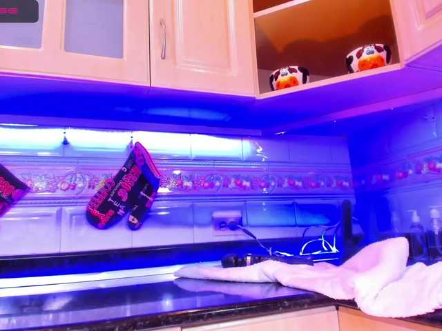 방송 스크린 샷 KloeAss