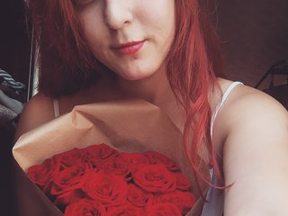 에로틱 한 영상 채팅 Kristi221