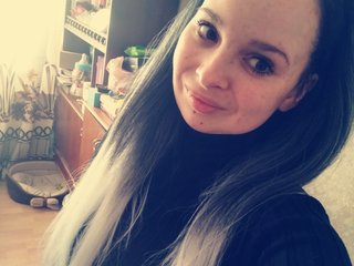 에로틱 한 영상 채팅 Kristi25