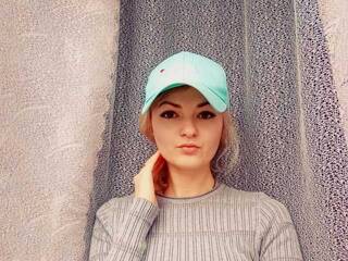 에로틱 한 영상 채팅 Kristi661