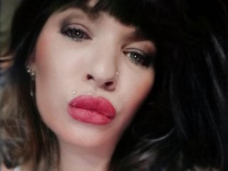 에로틱 한 영상 채팅 Kukla399