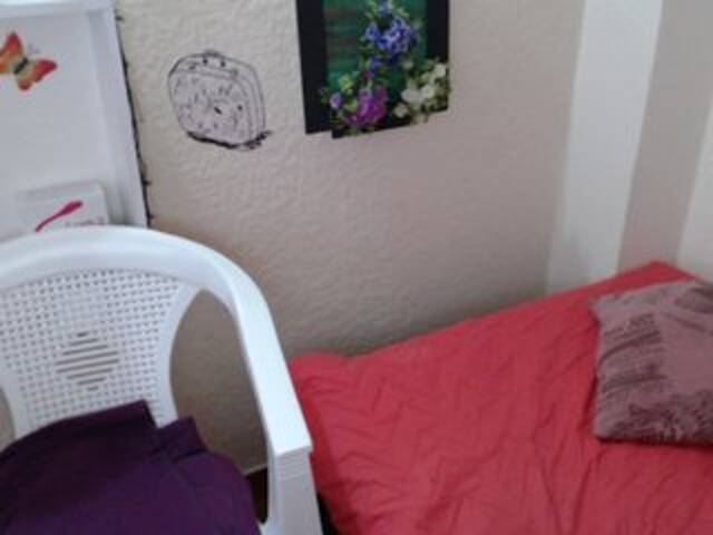 방송 스크린 샷 KylieDaniiels