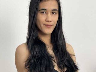 에로틱 한 영상 채팅 KyraLee