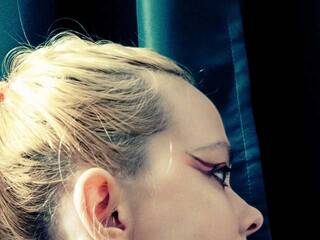 에로틱 한 영상 채팅 Gospozha_Lada