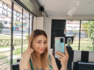 에로틱 한 영상 채팅 LadyCooper
