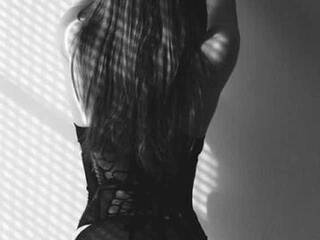 에로틱 한 영상 채팅 LaiaGonzalez