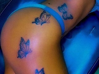 에로틱 한 영상 채팅 LalaKisses