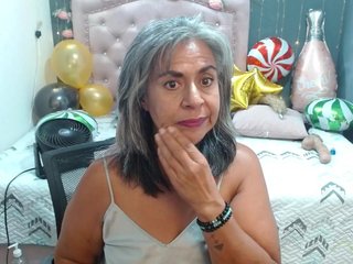 에로틱 한 영상 채팅 lalisha-96