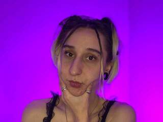 에로틱 한 영상 채팅 Lana_Wei