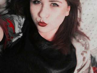 에로틱 한 영상 채팅 Lanna96