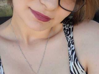 에로틱 한 영상 채팅 Lassova251