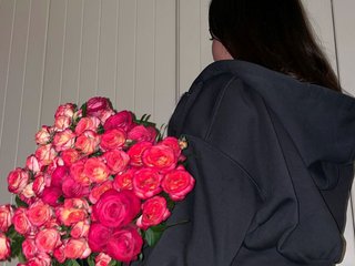 에로틱 한 영상 채팅 Ktt8