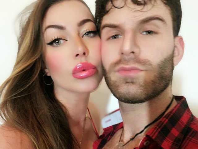 프로필 사진 Latino-Slavic-Couple