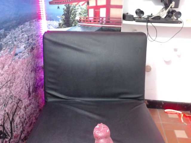 방송 스크린 샷 laurahottt