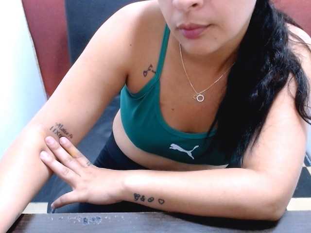 방송 스크린 샷 laurahottt