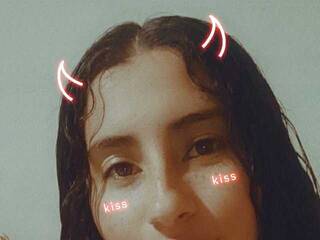 에로틱 한 영상 채팅 lauralaurus55