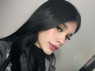 에로틱 한 영상 채팅 lauralopeez