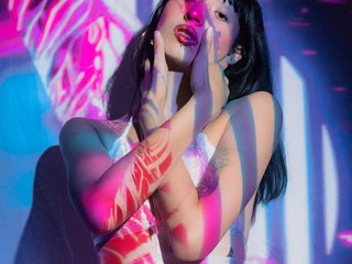 에로틱 한 영상 채팅 laurem-paulette