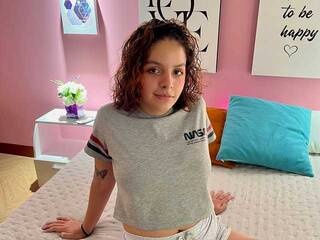 에로틱 한 영상 채팅 LayylaMoon