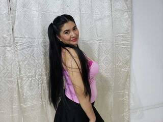 에로틱 한 영상 채팅 Leah-will