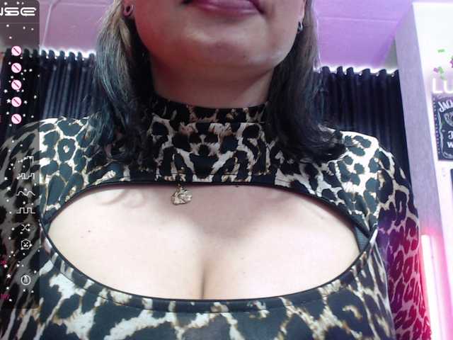 방송 스크린 샷 Leia-bennet