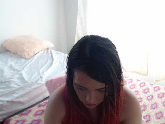 방송 스크린 샷 LEILAMOONN