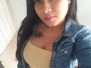 에로틱 한 영상 채팅 LenaBakeer