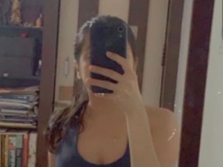 에로틱 한 영상 채팅 LenaGolden