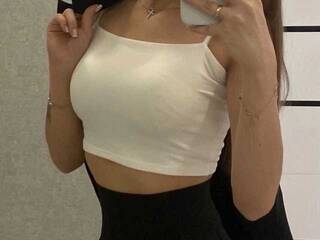 에로틱 한 영상 채팅 Sardenya