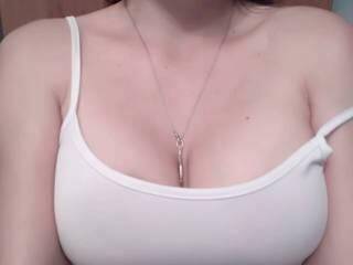 에로틱 한 영상 채팅 leralanna