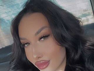 에로틱 한 영상 채팅 LeriKissme